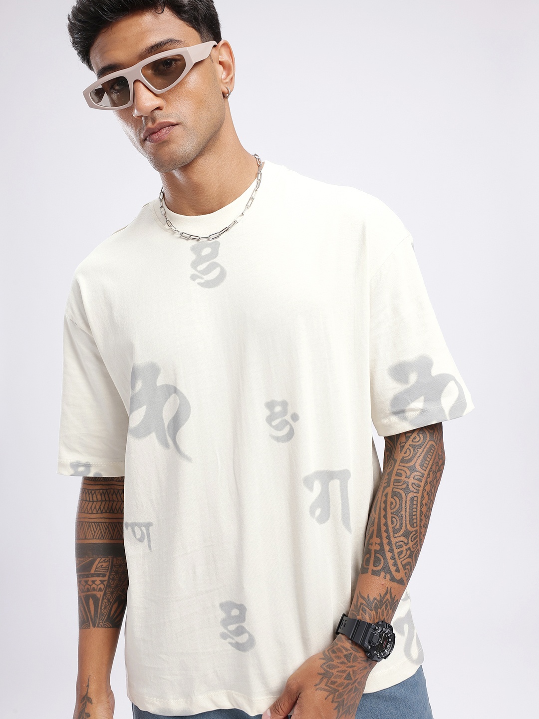 

glitchez Urban Elevated Printed Oversized T-shirt, Off white