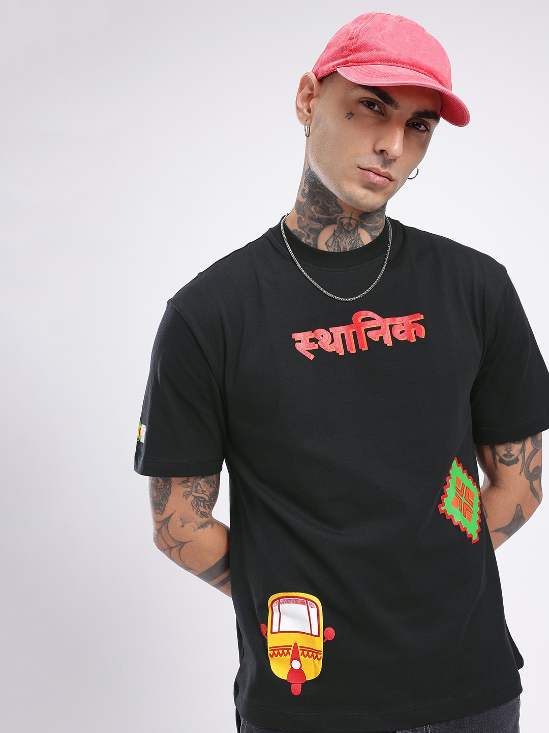 glitchez Street Savvy Printed Oversized T-shirt, Black