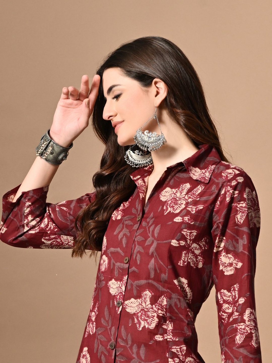 

DORIYA Floral Printed Shirt Collar Three-Quarter Sleeves Top & Trouser, Maroon