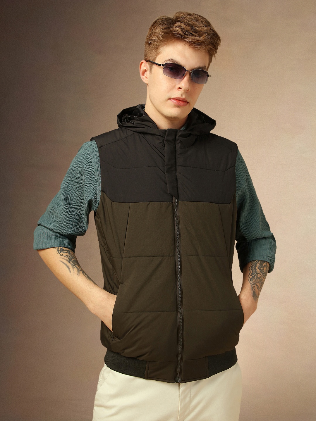 

Dennis Lingo Men Hooded Colourblocked Casual Padded Jacket, Olive