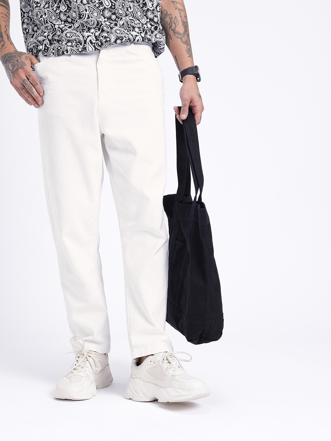 

glitchez Men Clean Drip Loose Jeans, White