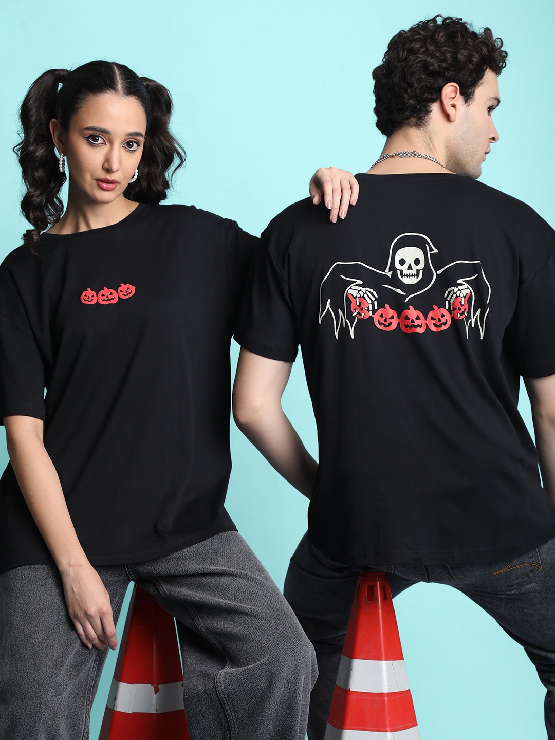 

Bene Kleed Men Graphic Printed Round Neck Cotton T-shirt, Black