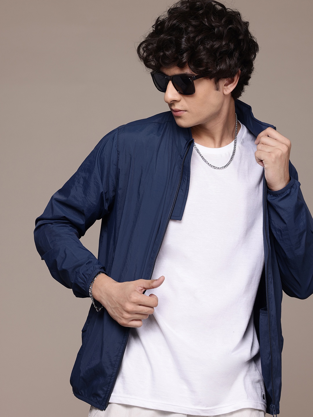 

The Roadster Lifestyle Co. Mock Collar Tailored Jacket, Navy blue