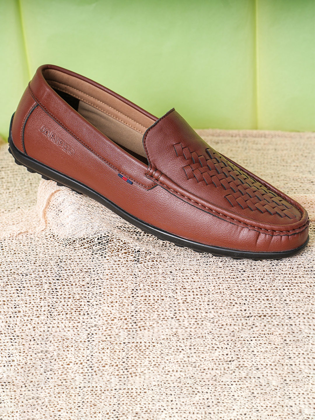

Jaripeo by Buckaroo Men Loafers, Tan