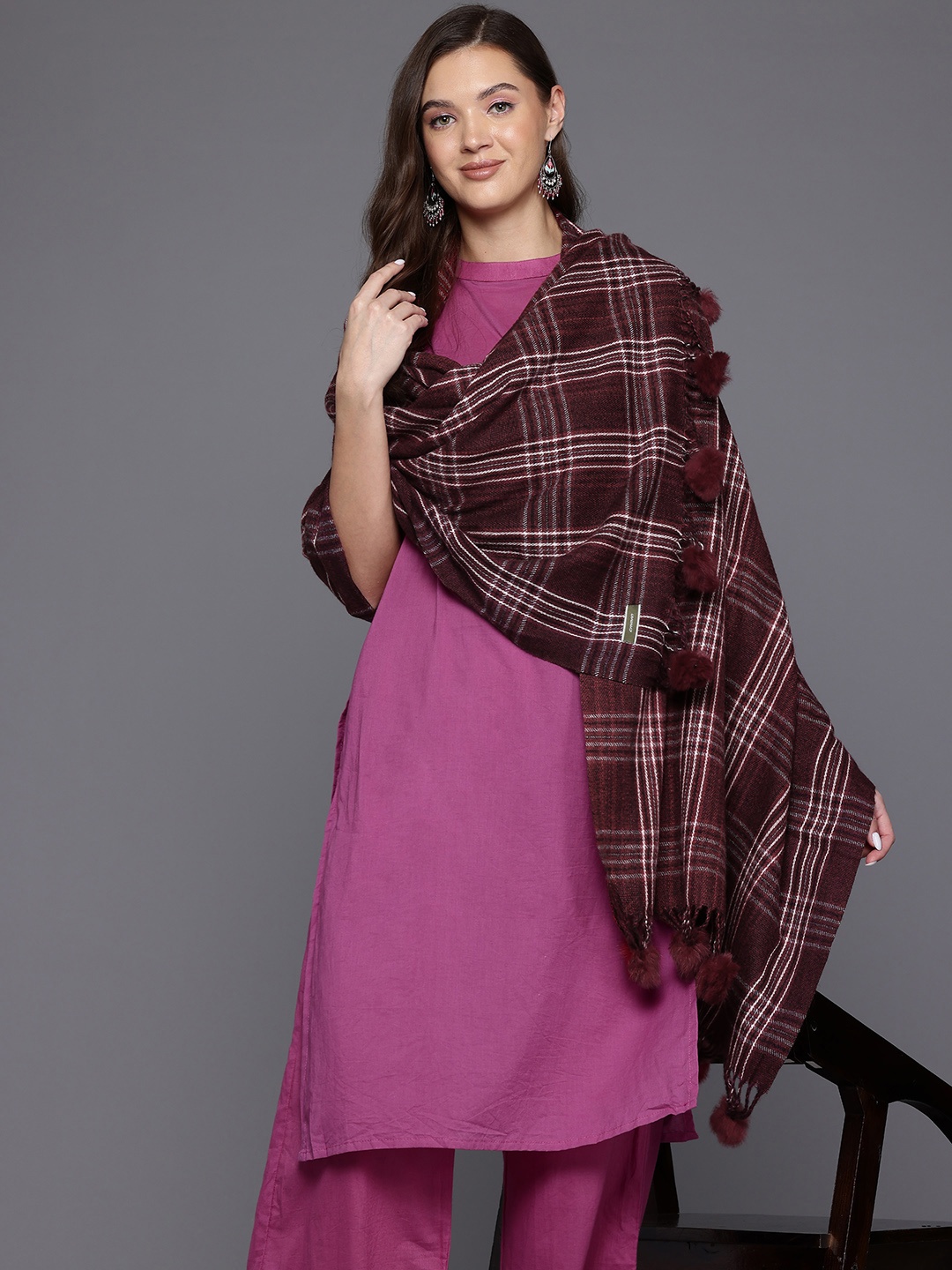 

Cayman Checked Woollen Stole, Burgundy