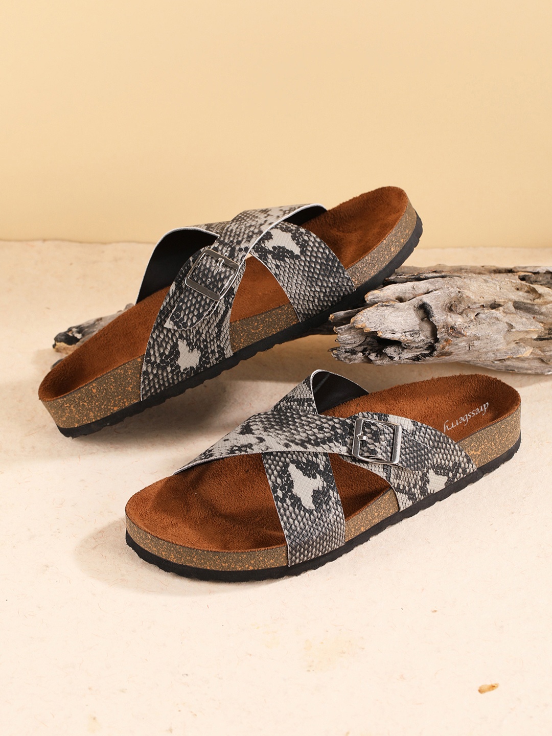 

DressBerry Women Open Toe Flats, Grey