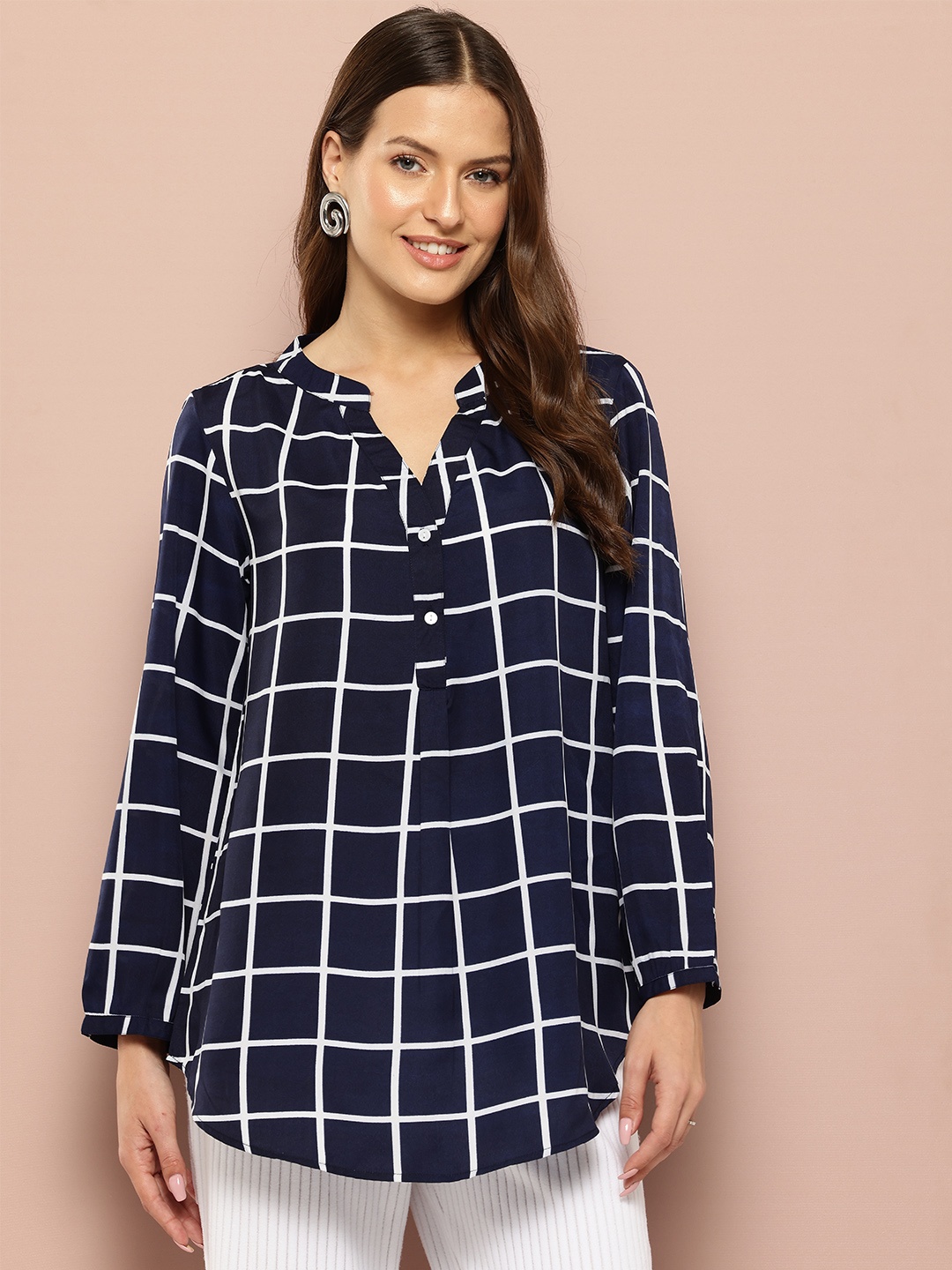 

Qurvii Checked Crepe Boxy Top, Navy blue