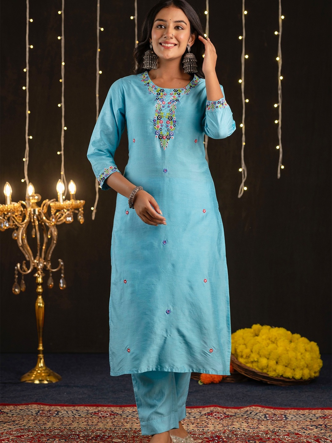 

Kohsh Floral Embroidered Silk Straight Kurta, Blue