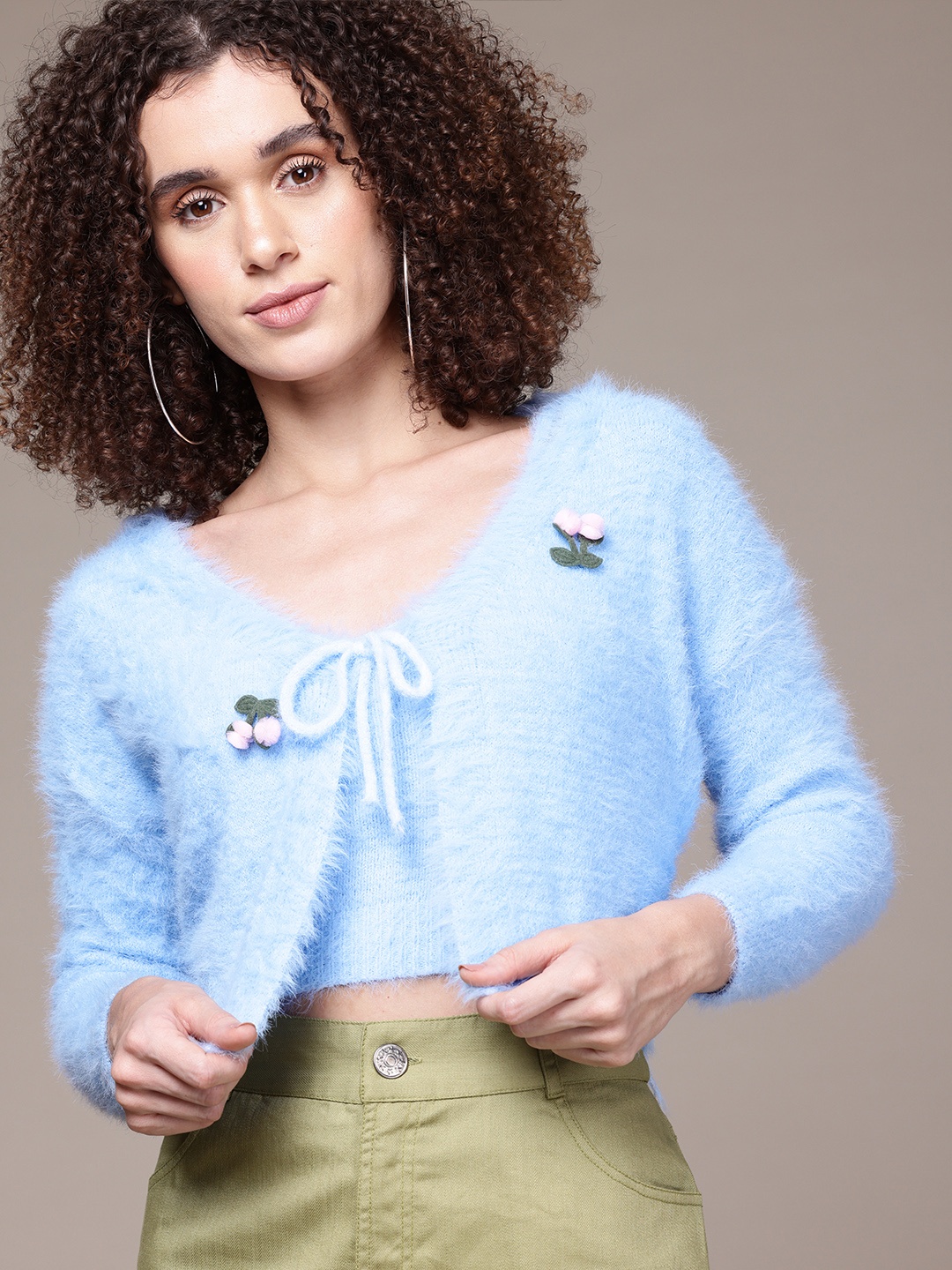 

Roadster Women Boucle Woollen Crop Cardigan & Top with Fuzzy Detail, Blue