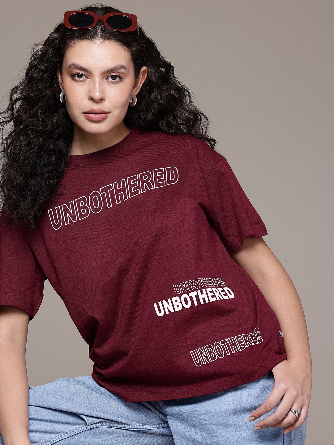 

The Roadster Life Co. Typography Printed Drop-Shoulder Sleeves Oversized T-shirt, Maroon