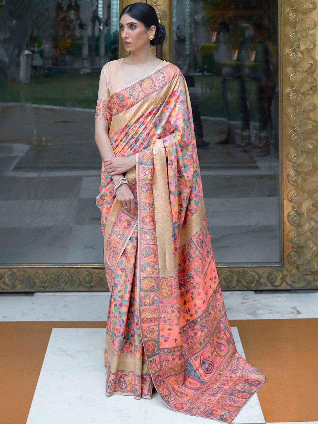 

Ishin Ethnic Motifs Printed Pashmina Saree, Beige