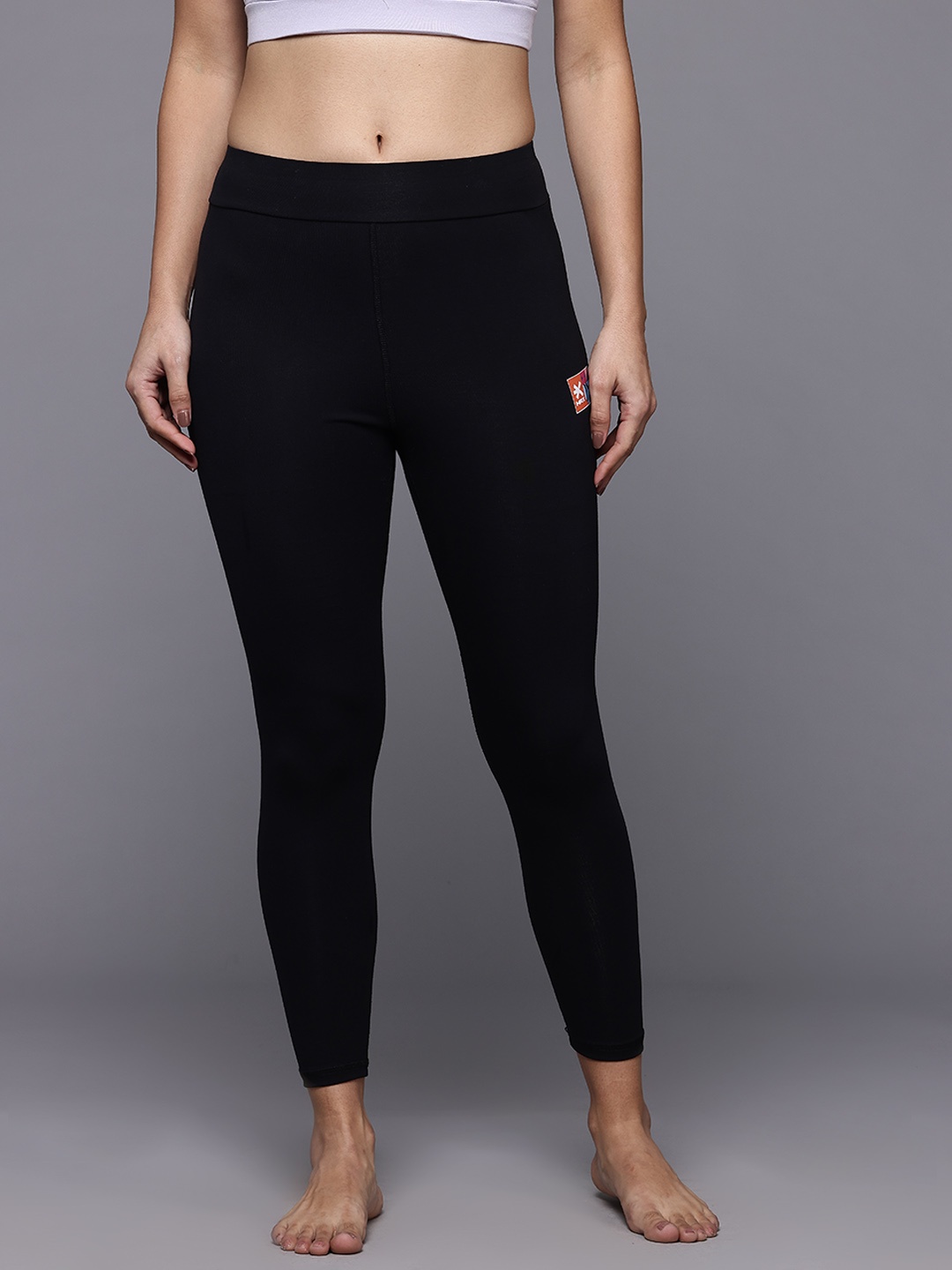 

HRX by Hrithik Roshan Women Yoga Cropped Tights, Black