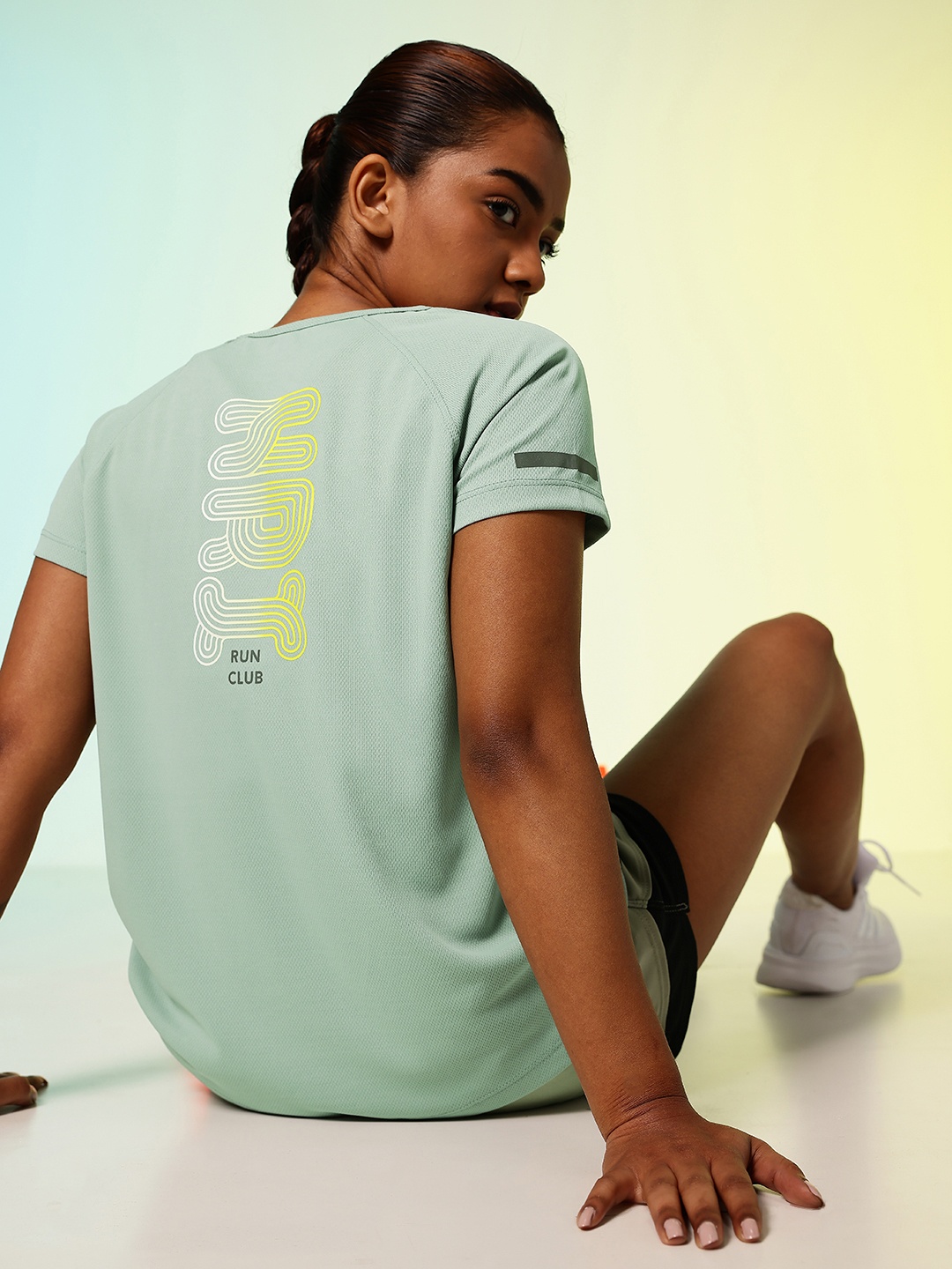 

HRX by Hrithik Roshan Brand Logo Printed Rapid-Dry Running T-shirt, Green