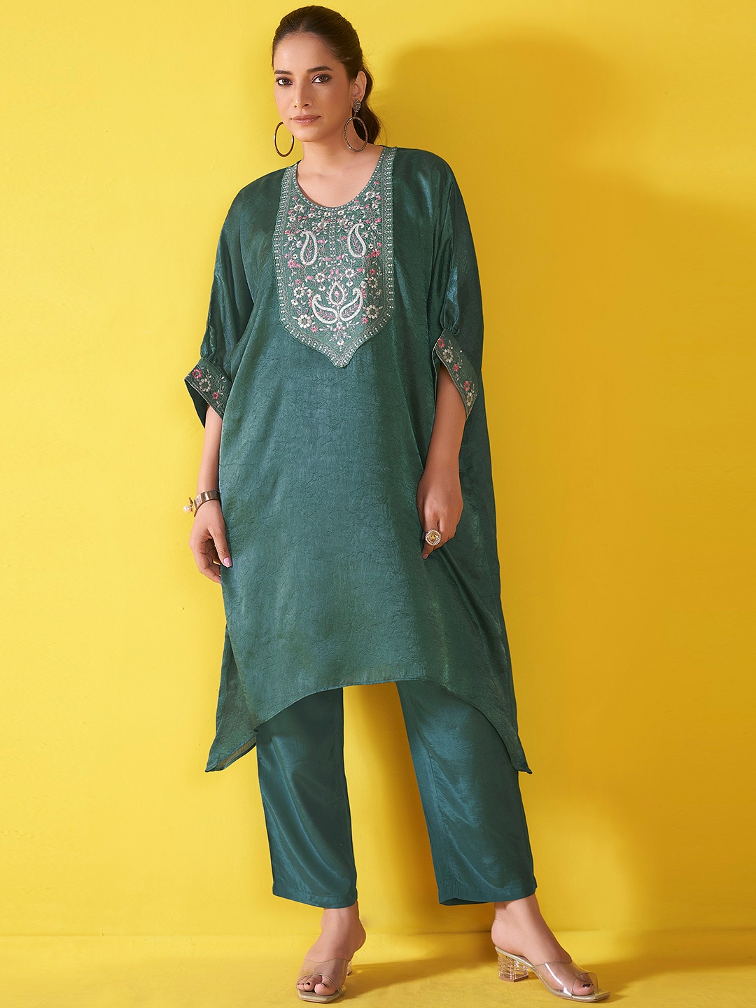

Anouk Embroidered Kaftan & Pure Silk Trouser Co-Ords, Green
