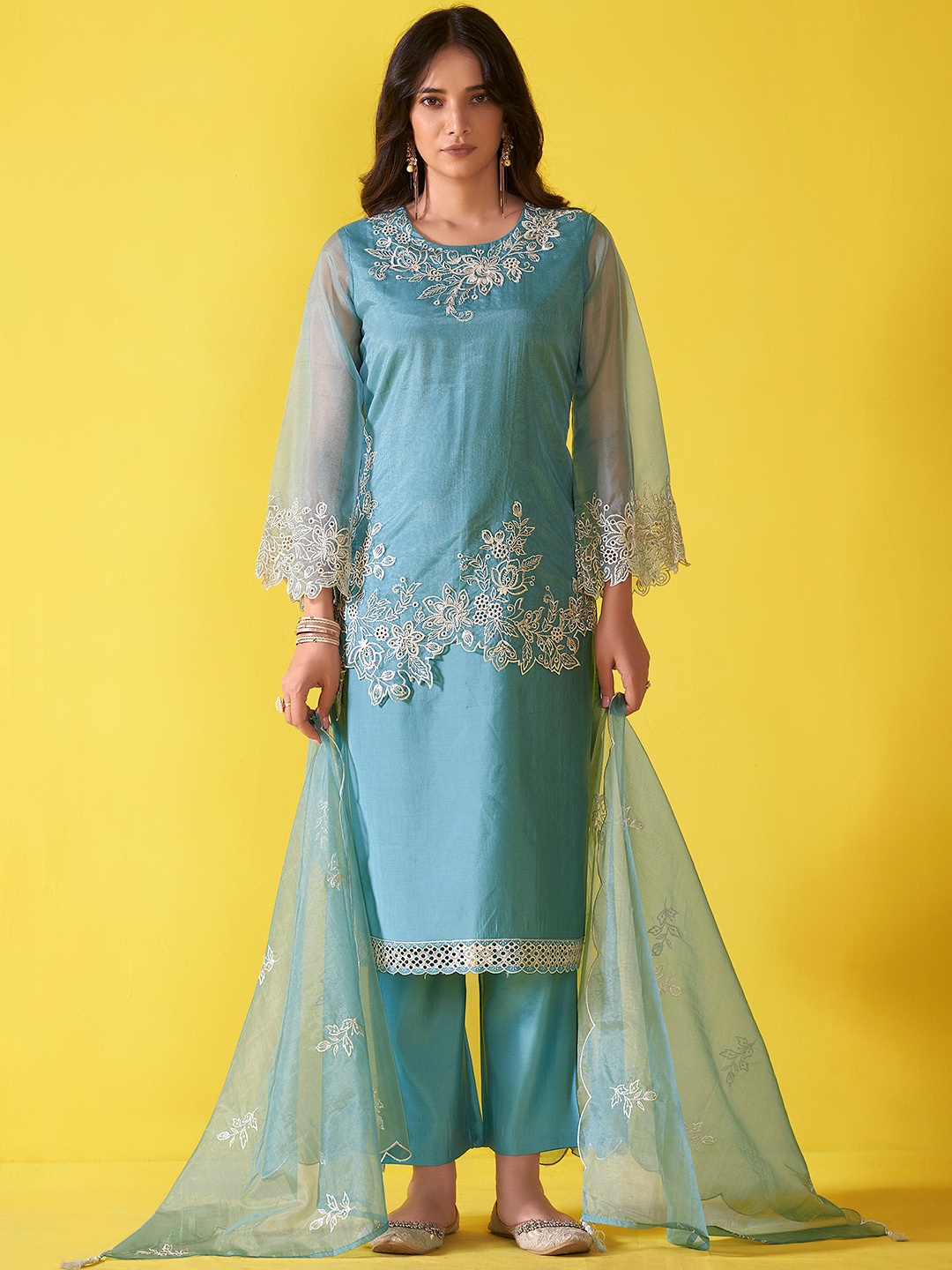 

Anouk Turquoise Blue Floral Embroidered Chanderi Silk Straight Kurta & Trouser & Dupatta
