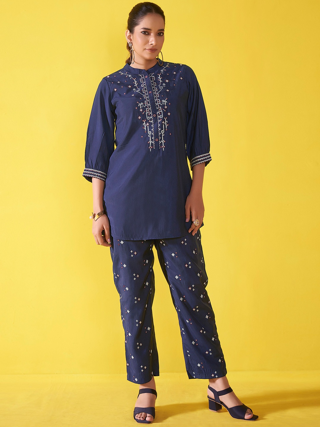 

Anouk Embroidered Mandarin Collar Three-Quarter Sleeves Top & Trouser, Navy blue