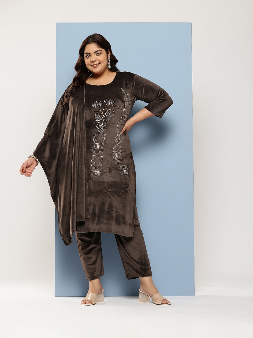 

Aarika Plus Size Beads and Stones Pure Cotton Velvet Kurta with Trouser & Dupatta, Brown