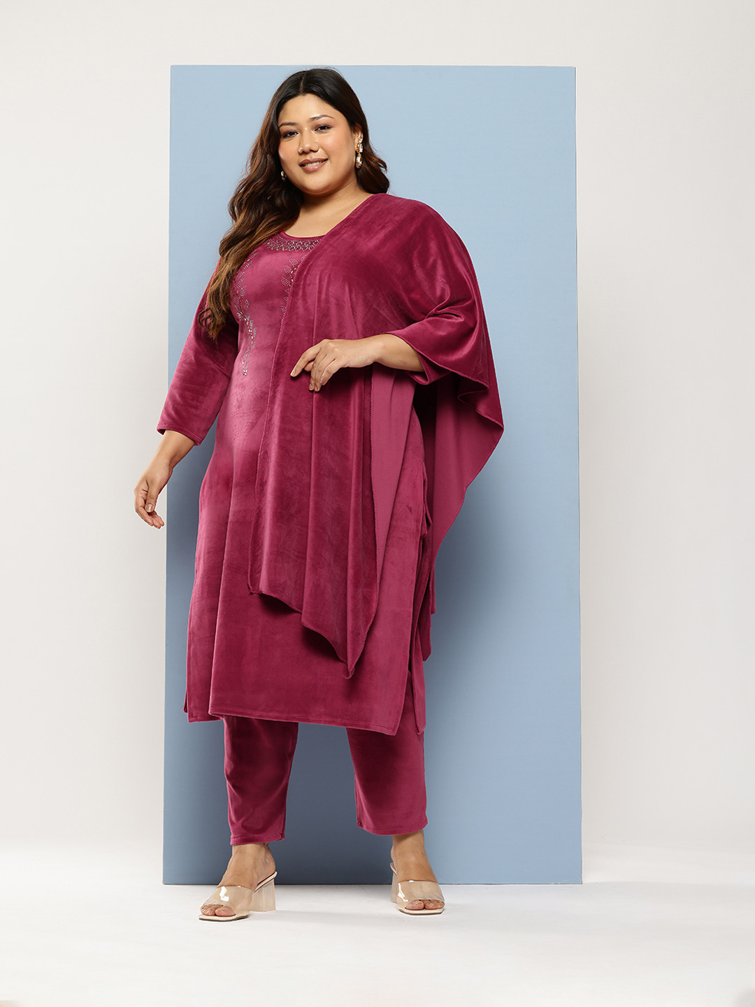 

Aarika Plus Size Floral Yoke Design Embellished Pure Cotton Kurta with Trousers & Dupatta, Pink