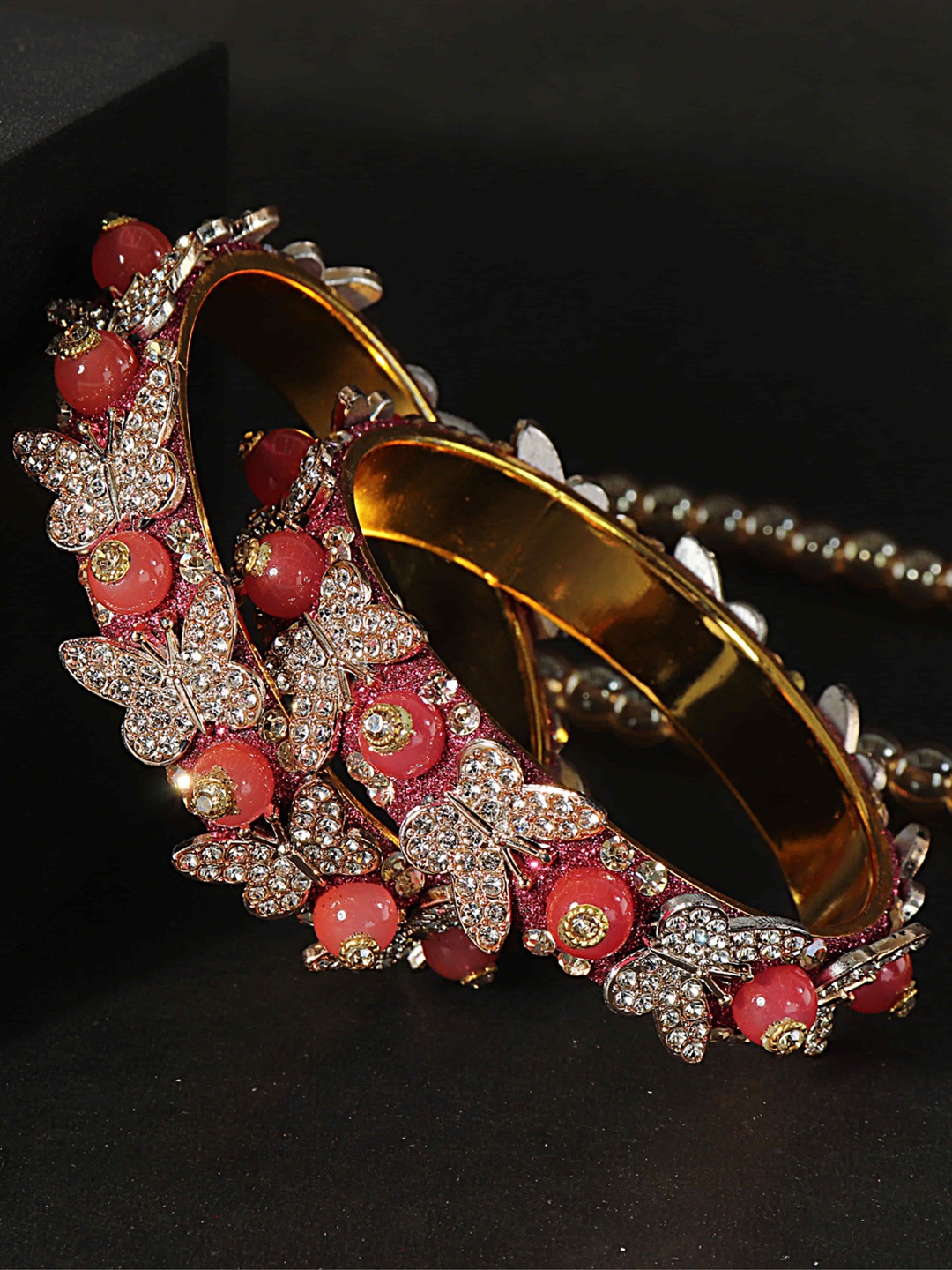 

LAVAZZA Set Of 2 Cubic Zirconia Studded & Beaded Bangles, Gold