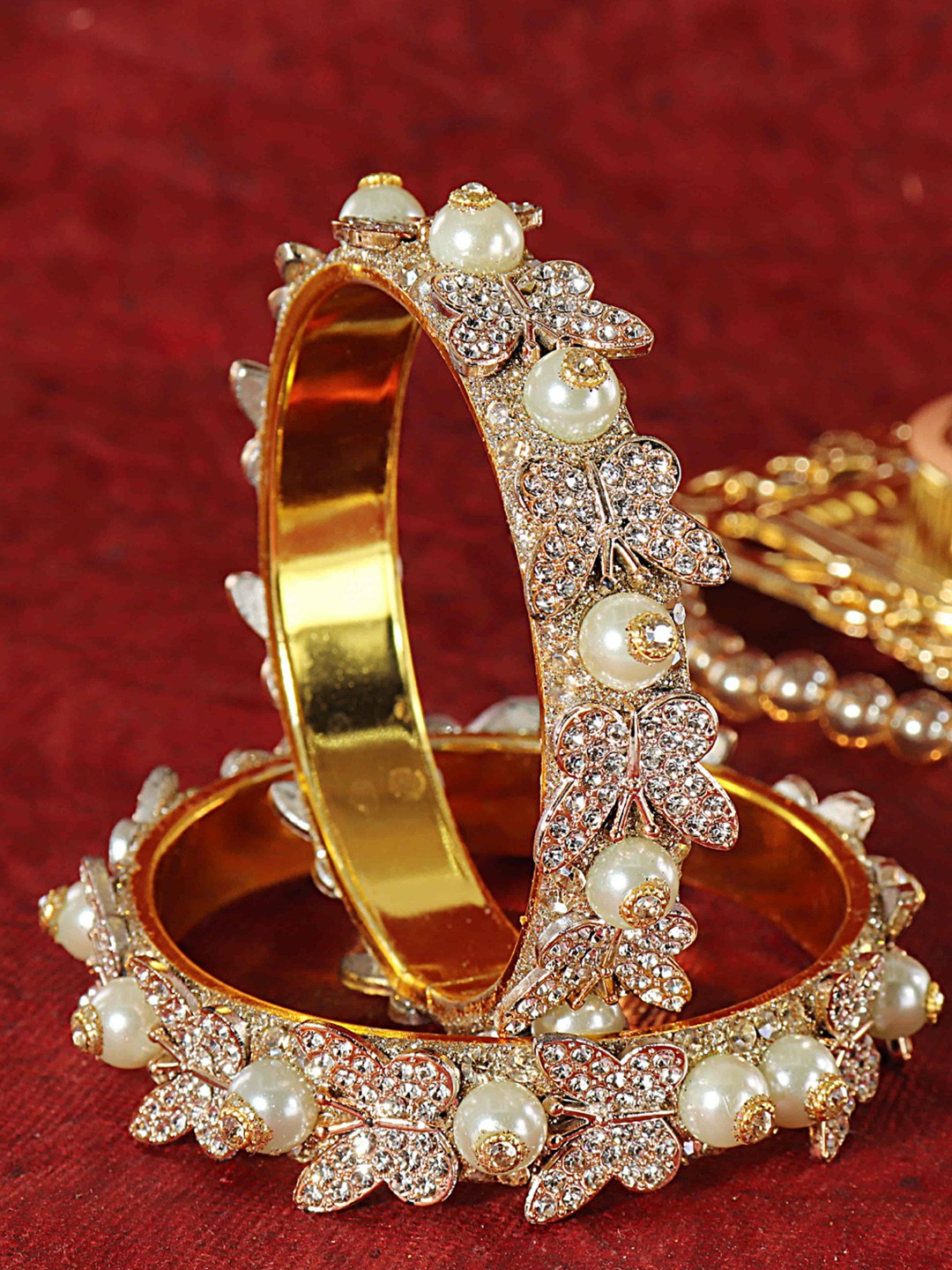 

LAVAZZA Set Of 2 Cubic Zirconia Studded & Beaded Bangles, Gold