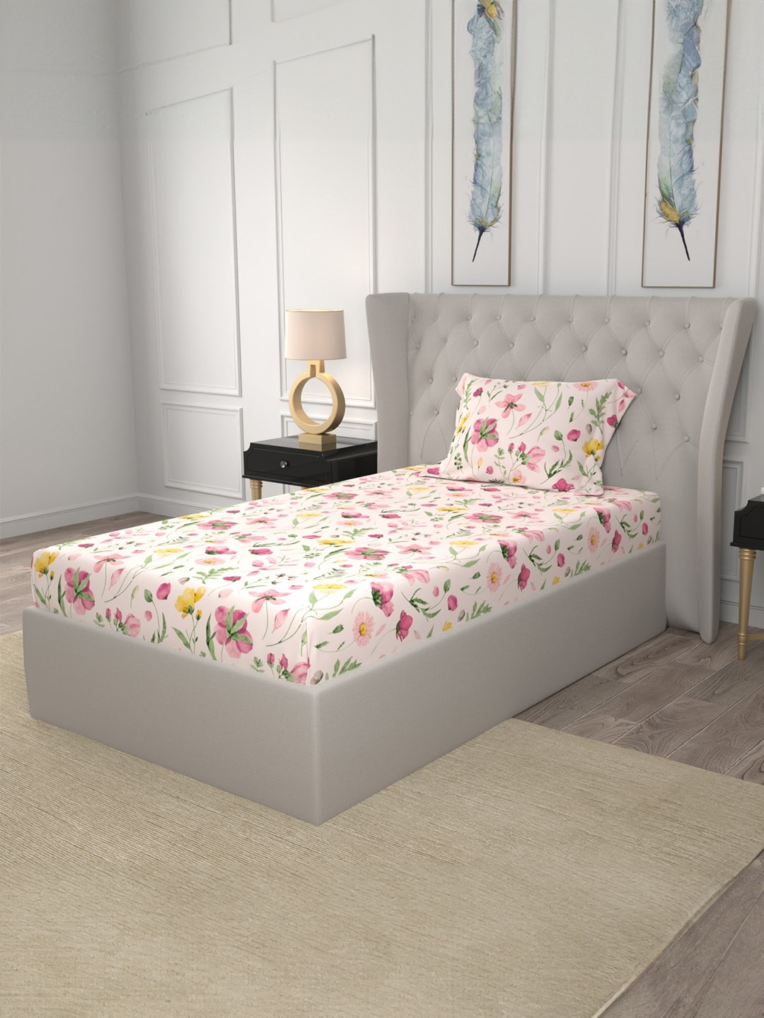 

URBAN SPACE Meadows Rose Pink 200 TC Floral Single Bedsheet