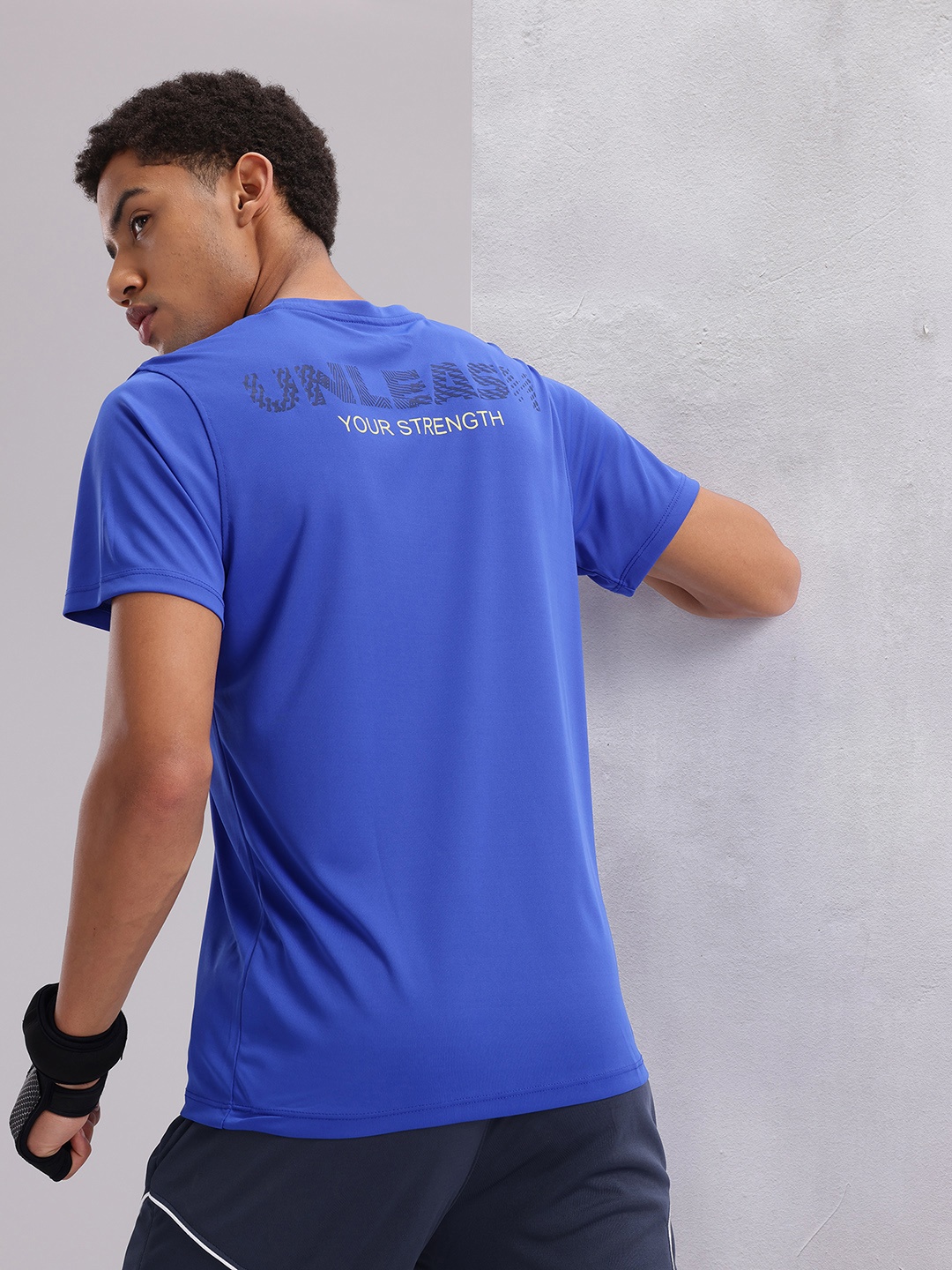 

HRX by Hrithik Roshan Men Typography Printed Rapid-Dry Training T-shirt, Blue