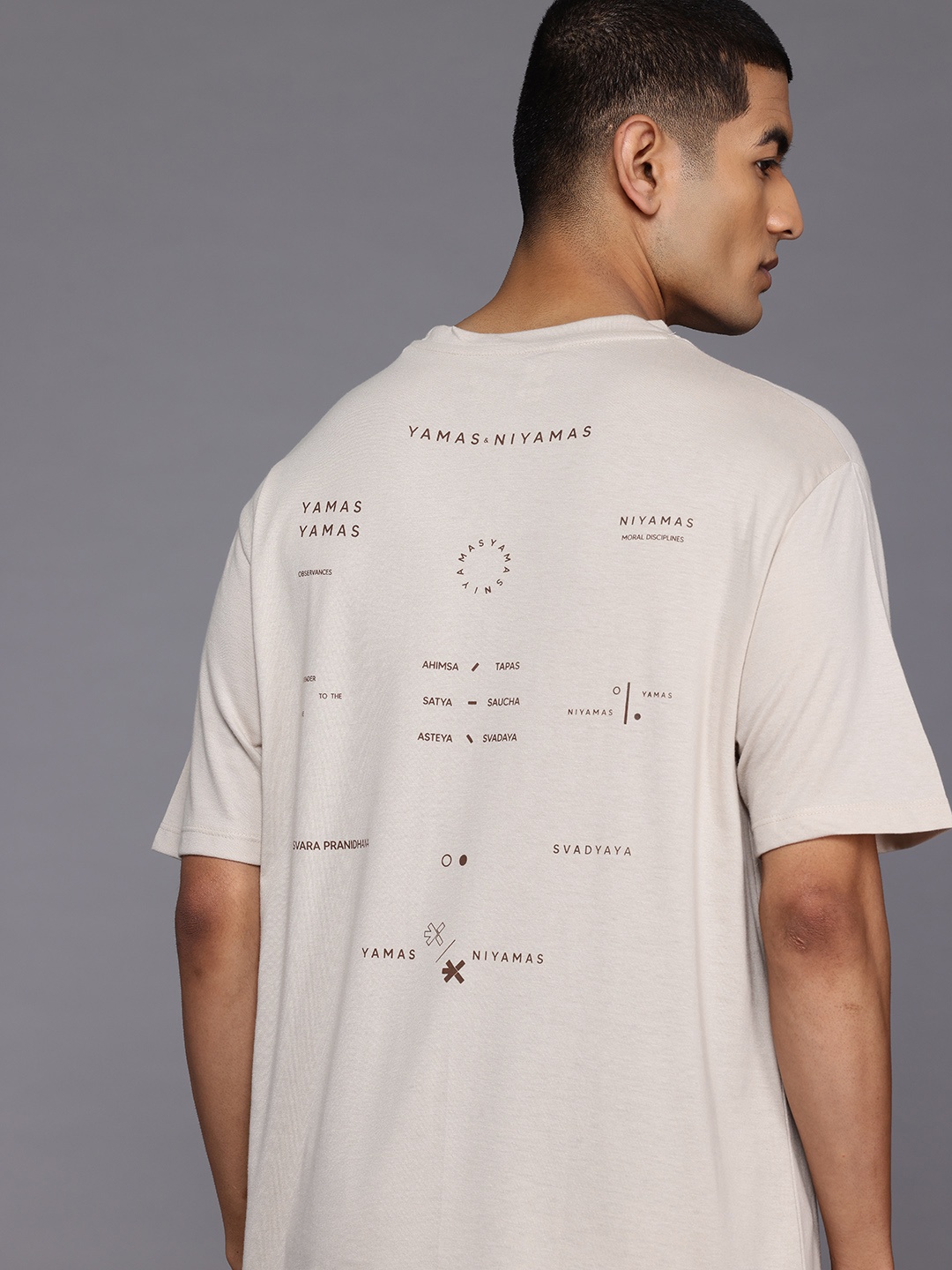 

HRX by Hrithik Roshan Typography Print Pure Cotton Relaxed Yoga T-shirt, Beige