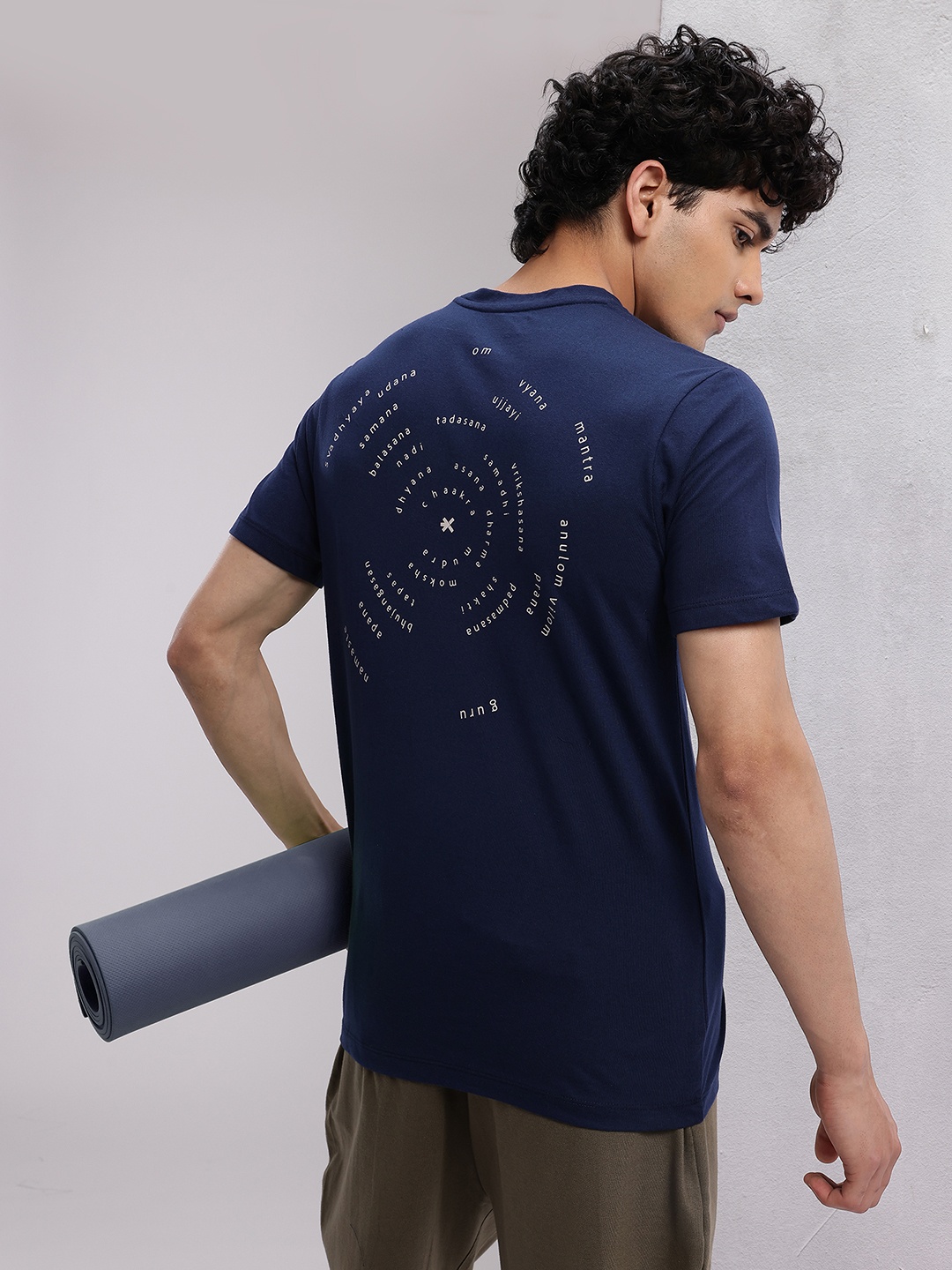 

HRX by Hrithik Roshan Typography Printed Rapid-Dry Training T-shirt, Navy blue