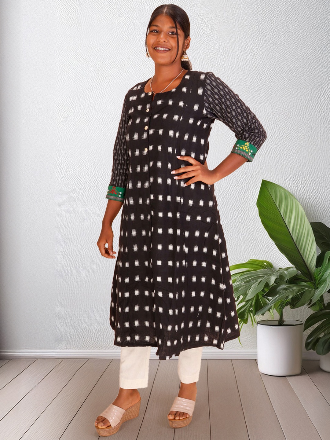 

Avishya Geometric Printed Mirror Work Pure Cotton Straight Kurta, Black