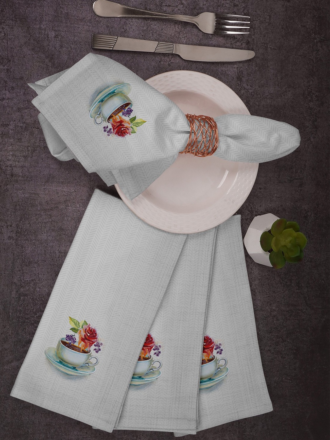 

Vargottam White & Grey 4 Pieces Printed Cotton Table Napkins