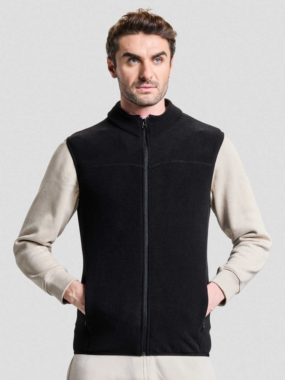 

BOLDFIT Men Mock Collar Solid Sleeveless Fleece Sweatshirt, Black