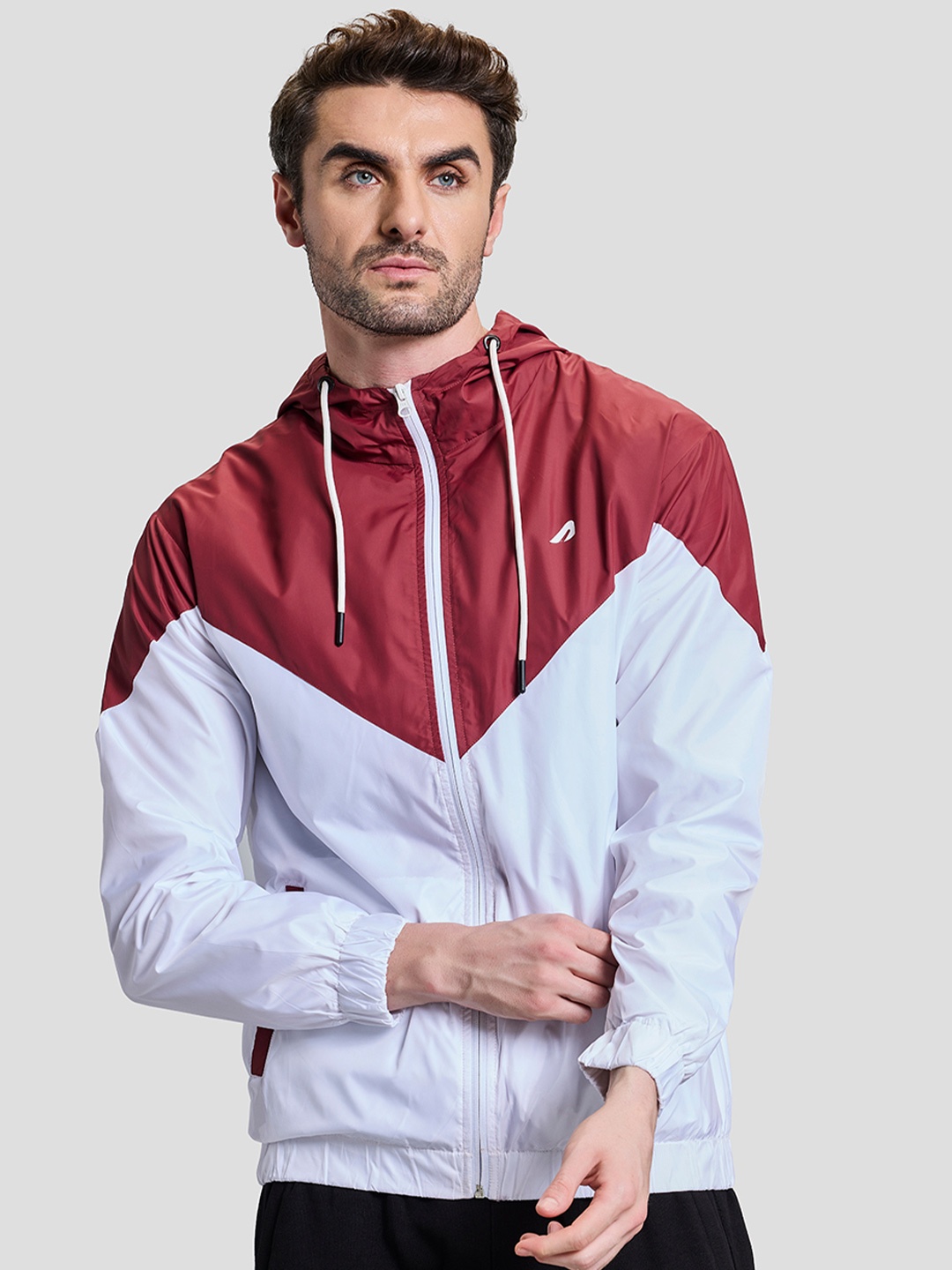 

BOLDFIT Men Hooded Colourblocked Windcheater Jacket, White