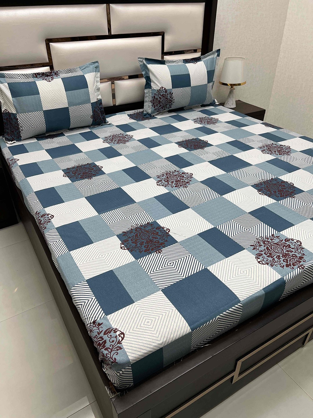 

Pure Decor Passion Blue Geometric Pure Cotton 260 TC Double Queen Bedsheet Set-2.29mx2.54m