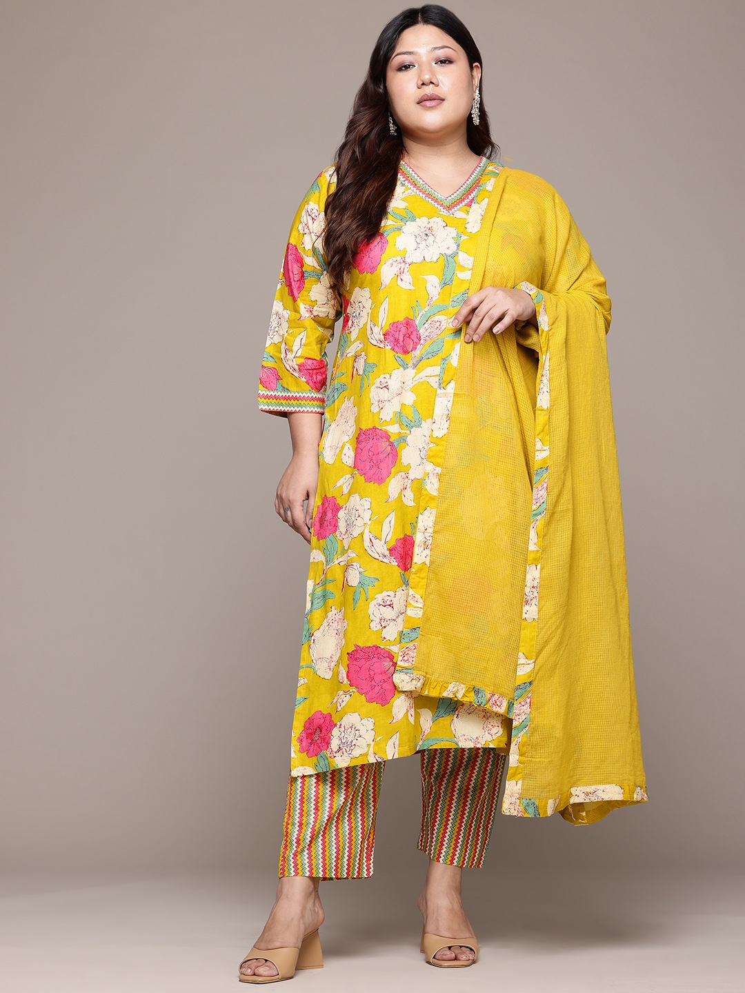 

Readiprint Fashions Plus Size Floral Printed Pure Cotton Kurta with Palazzos & Dupatta, Mustard