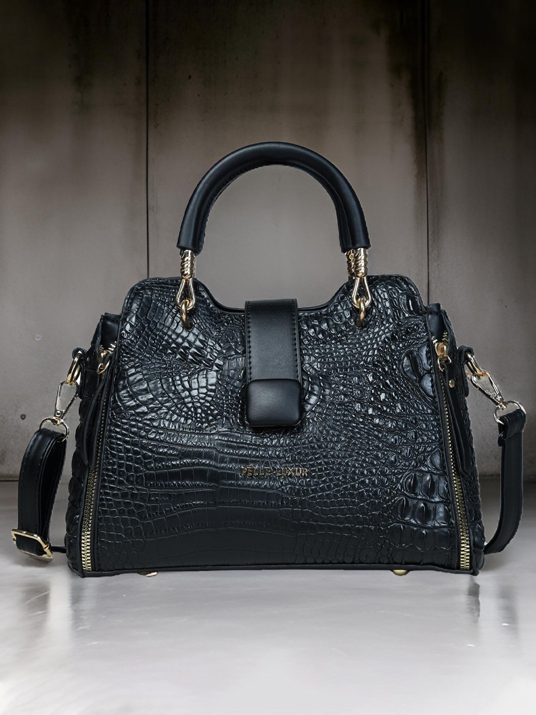 

PELLE LUXUR Textured PU Structured Handheld Bag, Black