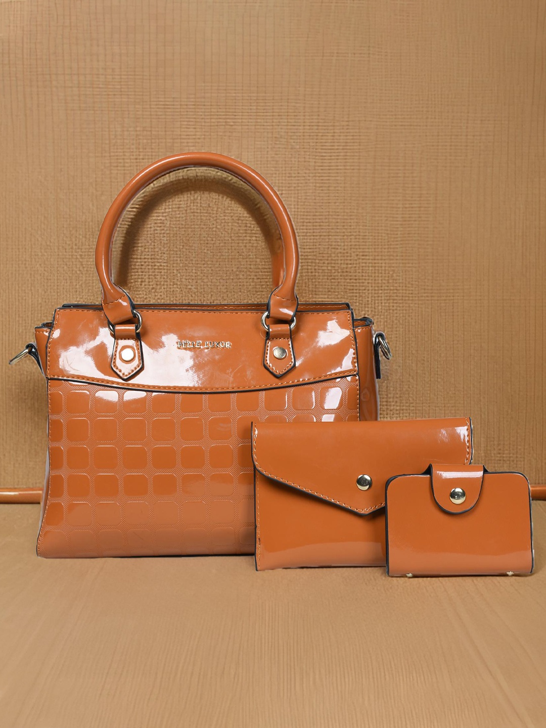 

PELLE LUXUR Women Textured Swagger Satchel Bags, Brown