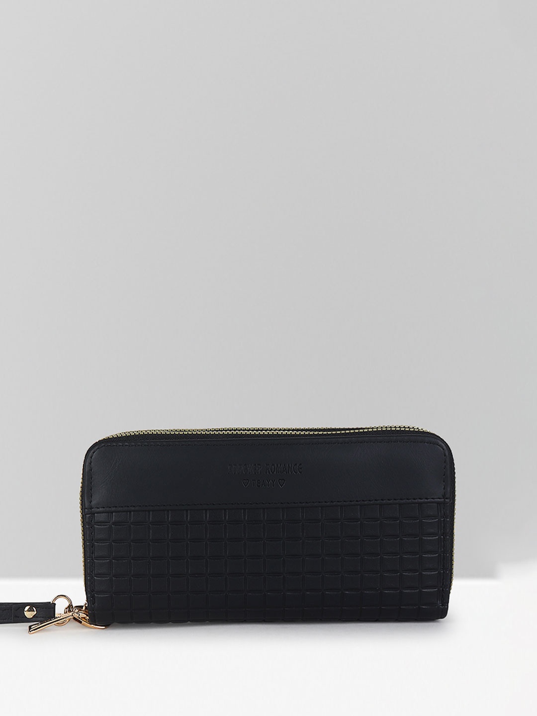 

Filauri Women Leather Zip Around Wallet, Black