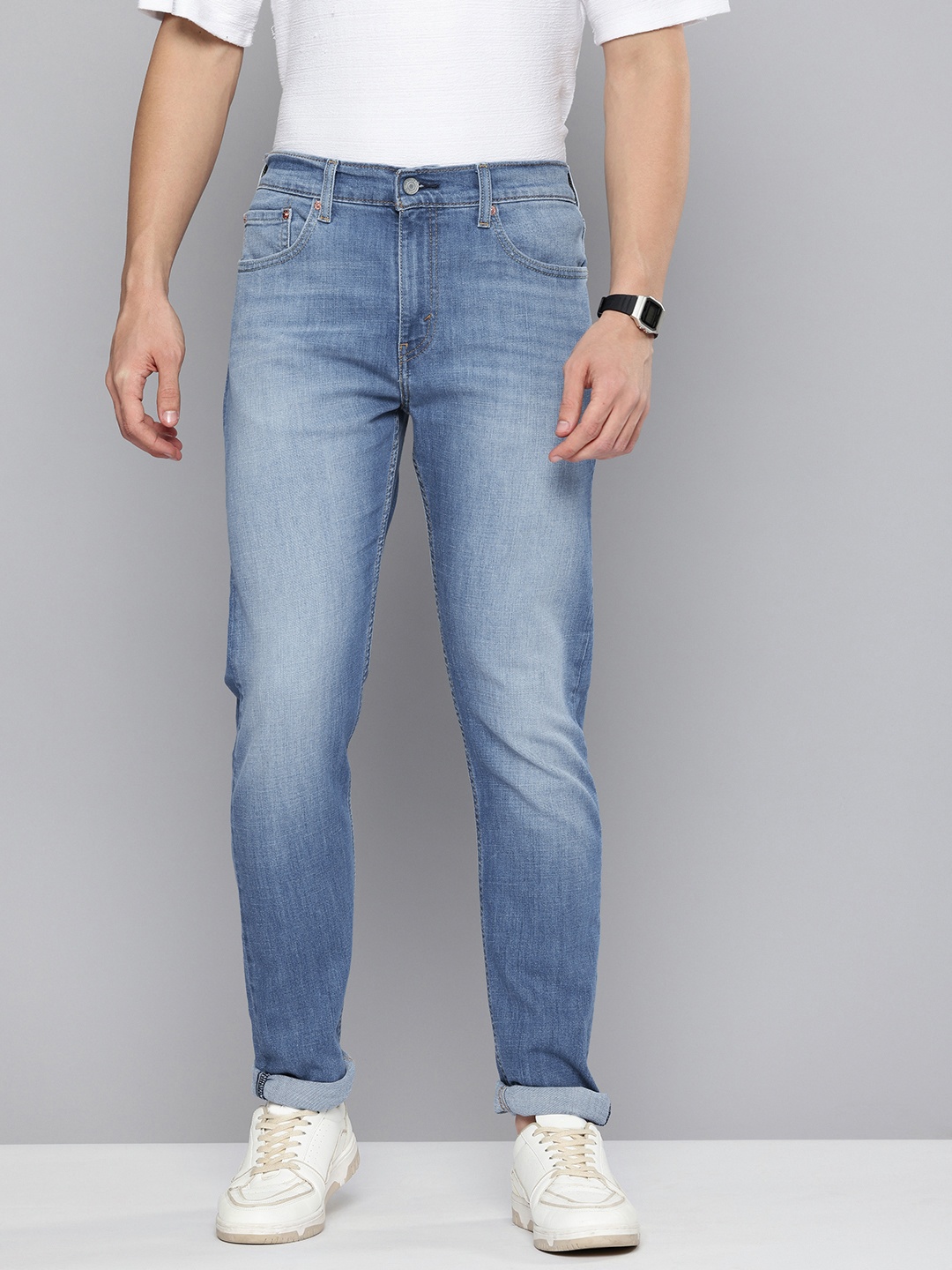 

Levis Men 512 Slim Tapered Fit Light Fade Stretchable Jeans, Blue