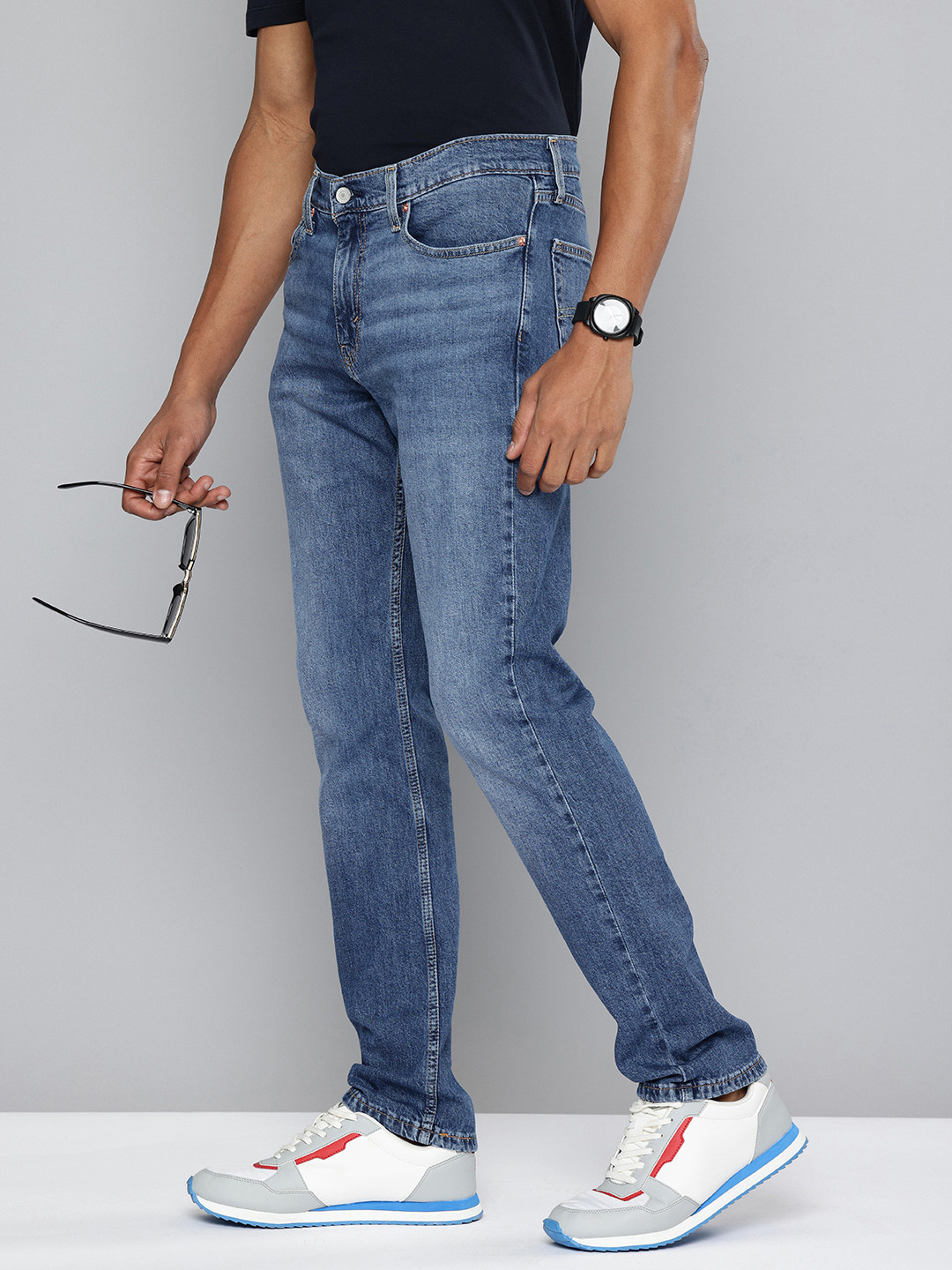 

Levis Men 511 Slim Fit Light Fade Stretchable Jeans, Blue