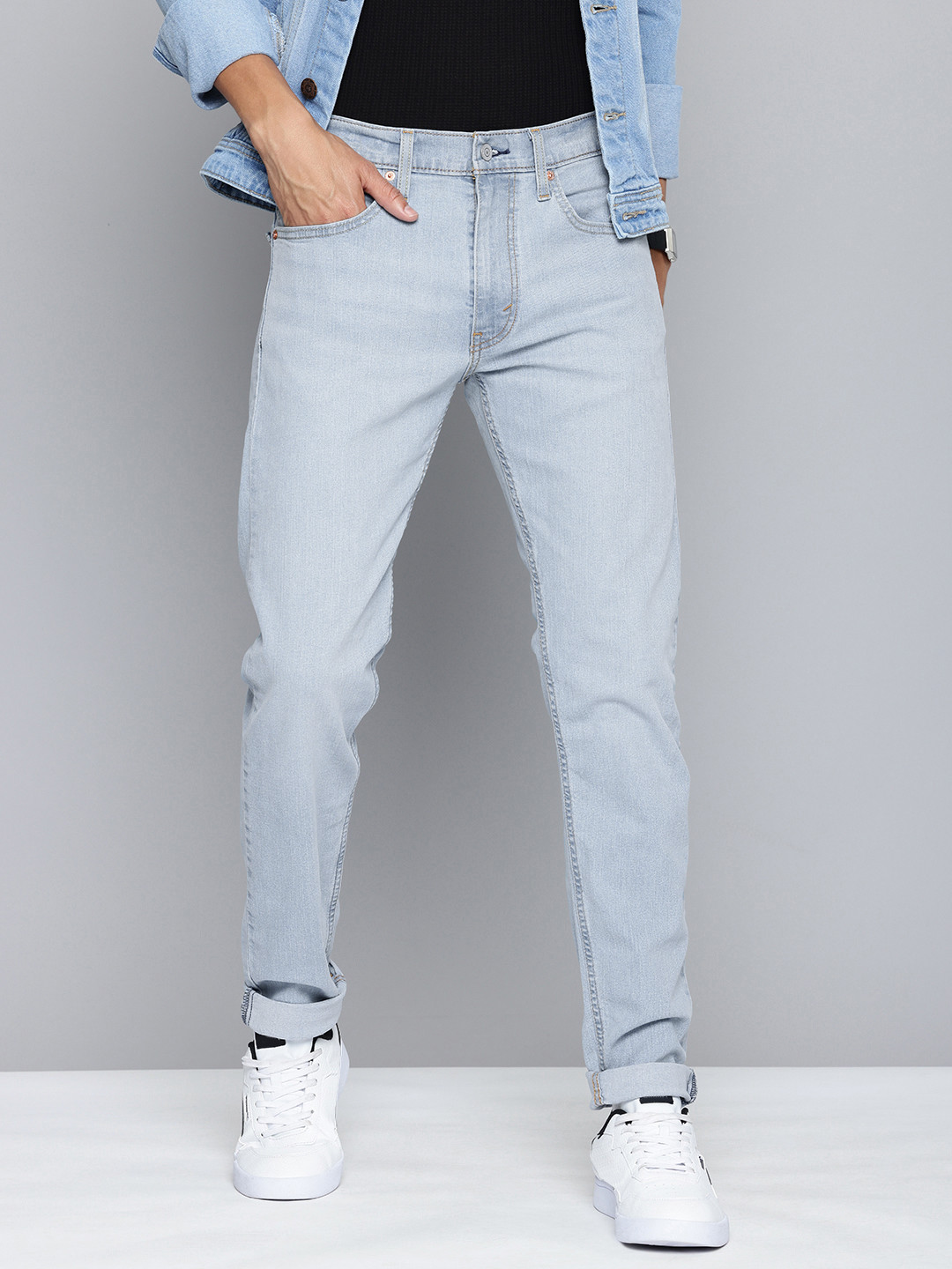 

Levis Men 512 Slim Tapered Fit Light Fade Stretchable Jeans, Blue