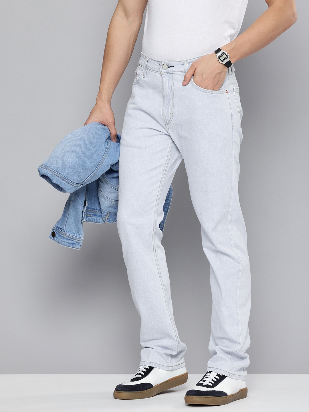

Levis Men 513 Slim Straight Fit Heavy Fade Stretchable Jeans, Blue