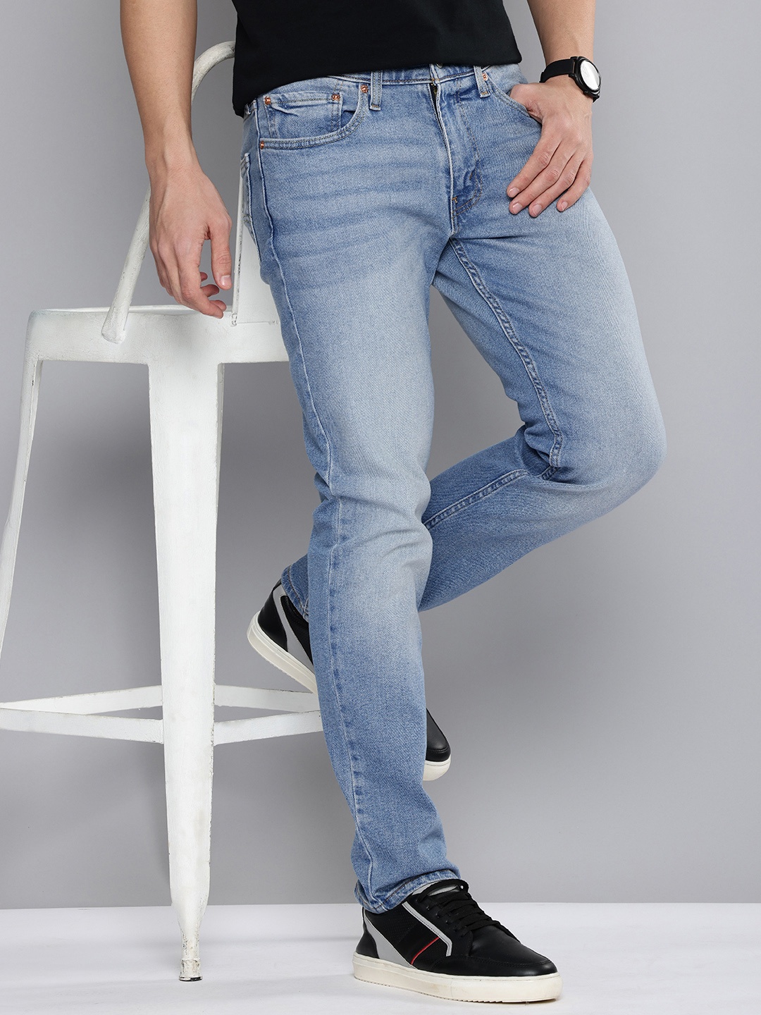 

Levis Men 511 Slim Fit Light Fade Stretchable Jeans, Blue