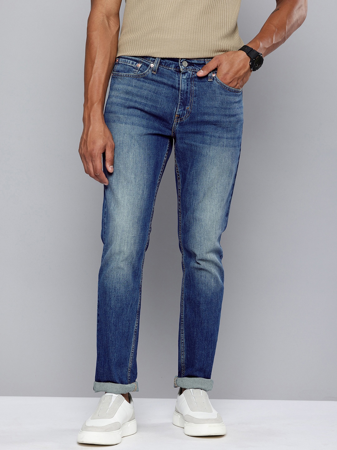 

Levis Men 511 Slim Fit Light Fade Stretchable Jeans, Blue