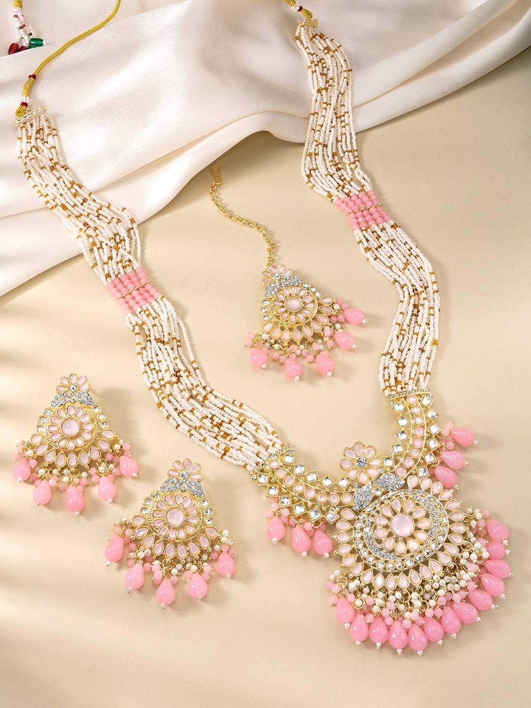 

Peora Gold- Plated Kundan Stone Studded & Beaded Jewellery Set