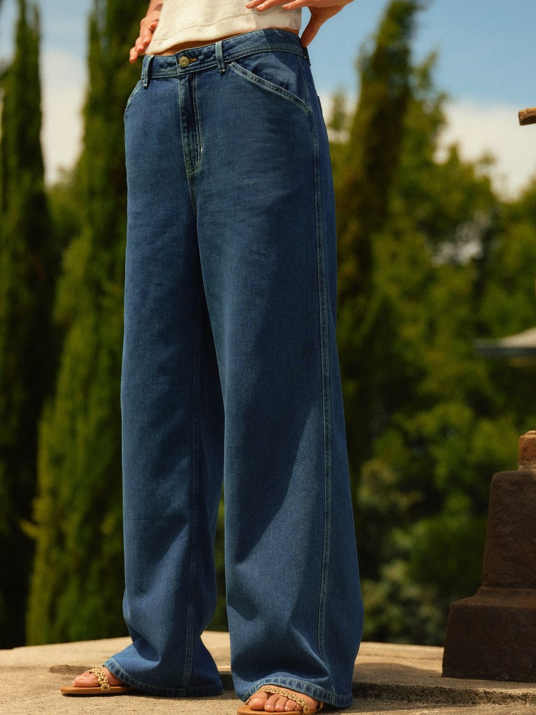 

NEXT Women Wide Leg High-Rise Light Fade Jeans, Blue