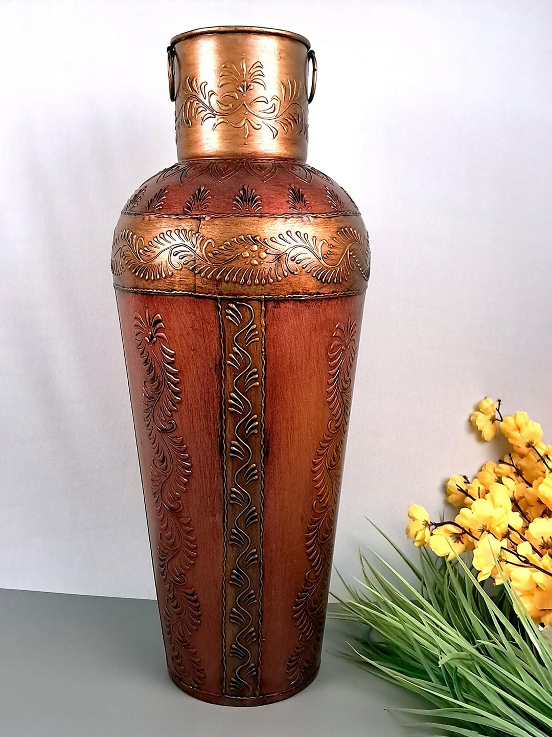 

apka mart Floral Textured Metal Flower Vase, Copper