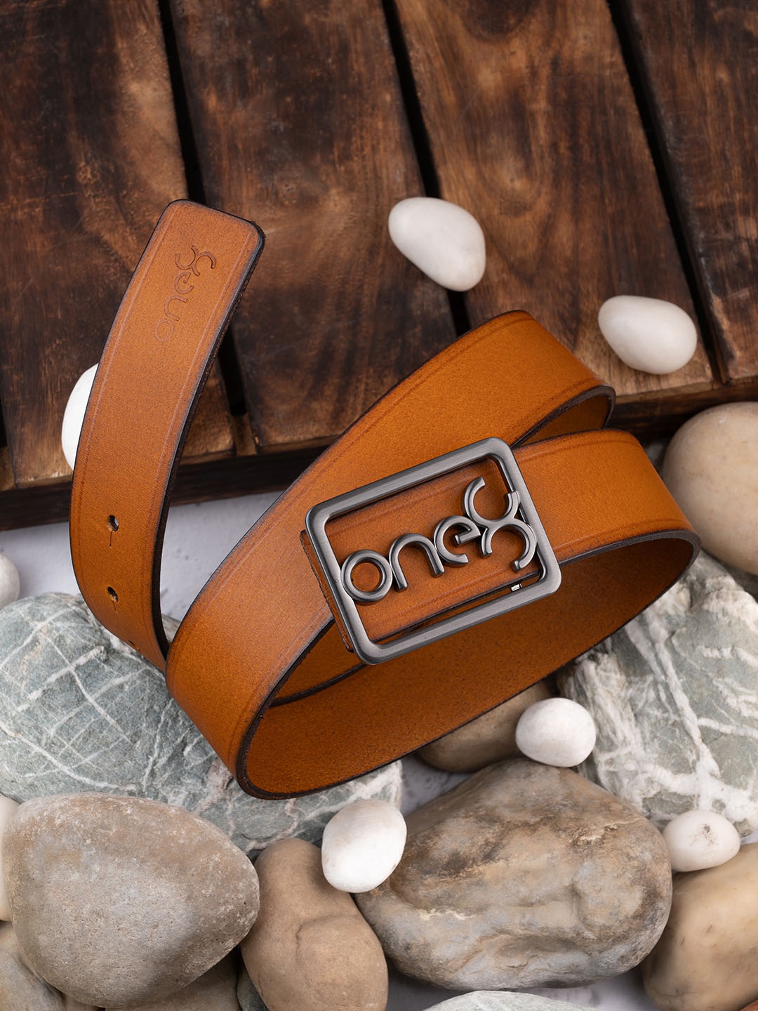 

One8 Men Leather Belt, Tan