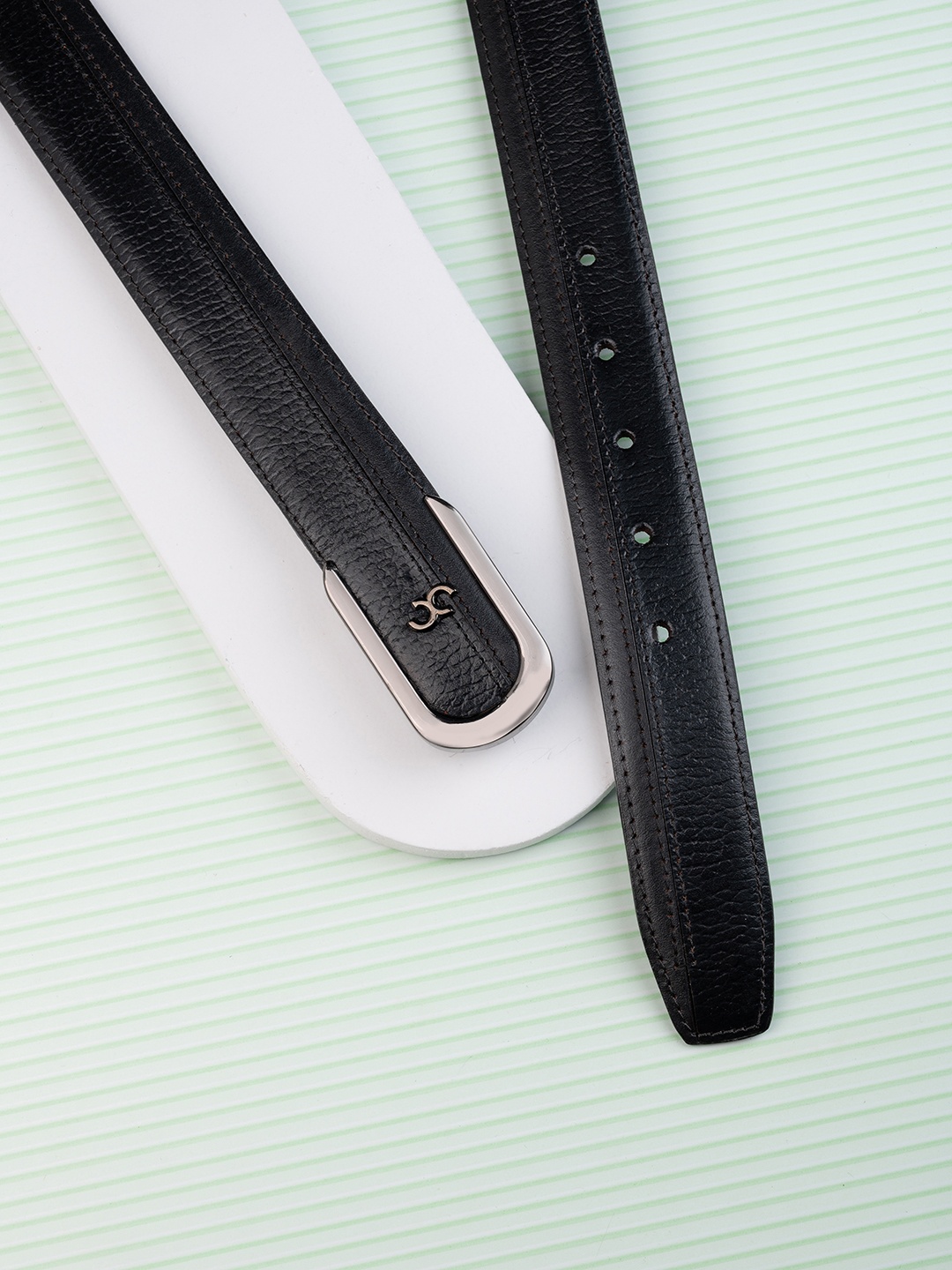 

One8 Men Premium Leather Belt, Black