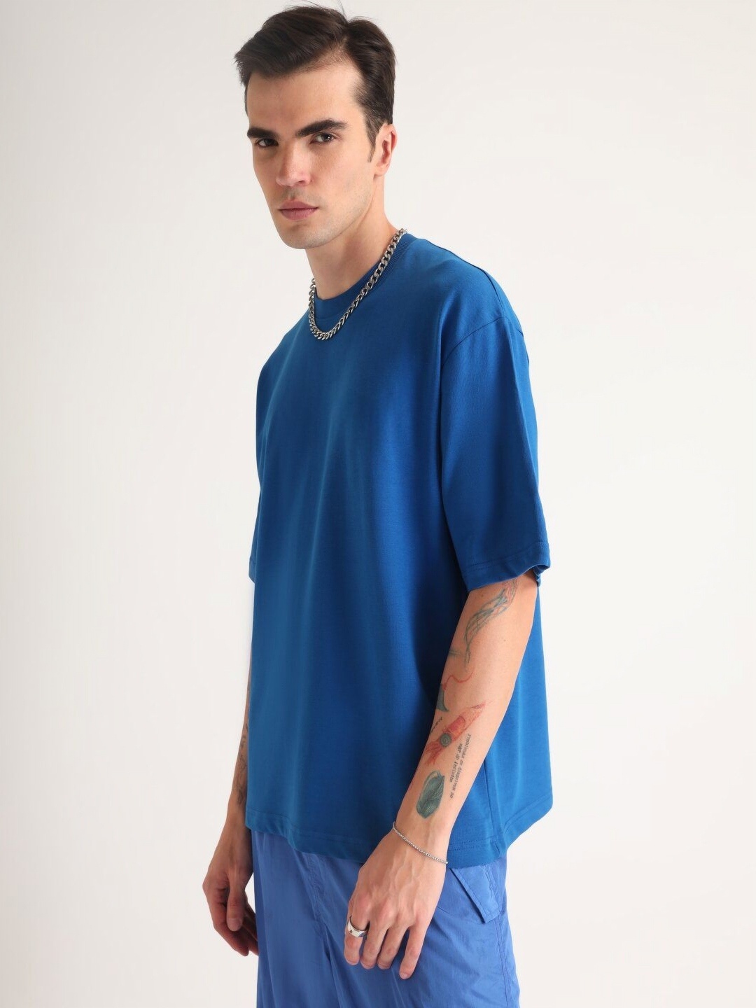 

Weezy Men Cotton Round Neck Half Sleeve Solid Oversized T-shirt, Blue