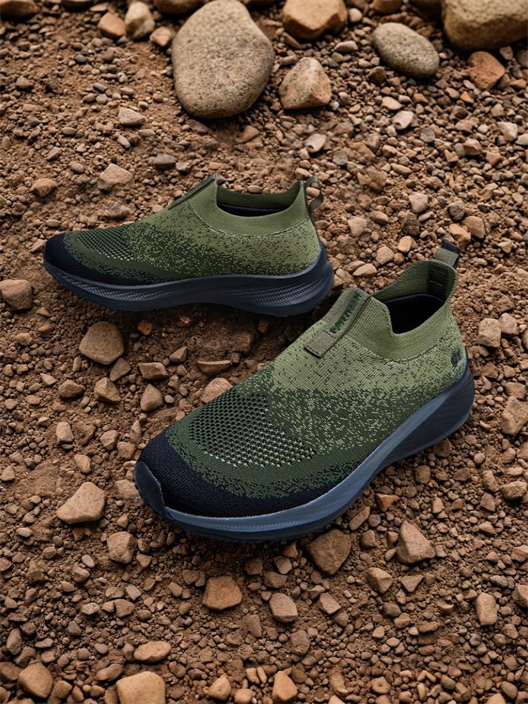 

NEEMANS Men PU Slip-On Sneakers, Olive